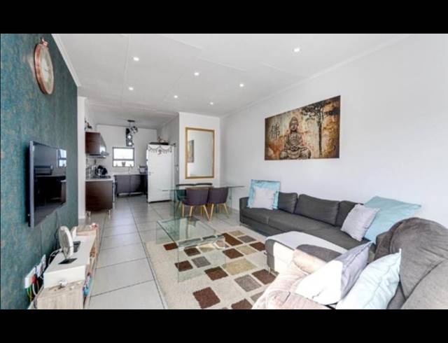 2 BEDROOM APARTMENT FOR SALE IN MODDERFONTEIN